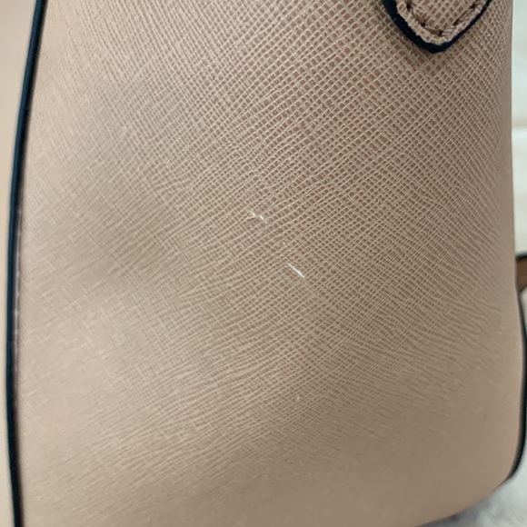 Guess Cream Beige Satchel Purse Handbag with Top Handles Studded Outline - Picture 10 of 15